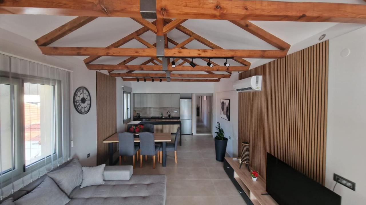 View On Scorpios - Ktena Accomodation Nydri  Exterior photo